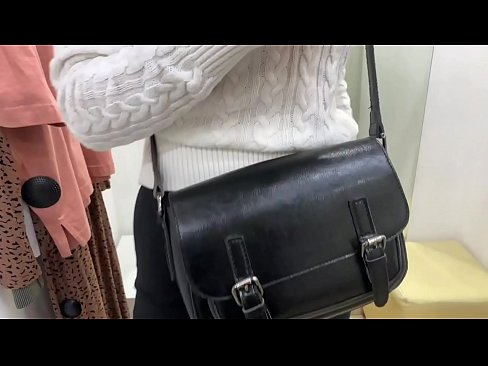❤️ Vieša jaunos kalės FeralBerry masturbacija su dildo aprangos kambaryje ☑ Dulkinimo video prie mūsų lt.mobilecric.top ☑